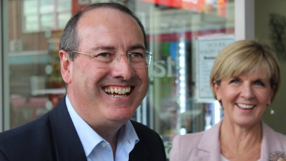Former Member for Eden-Monaro Peter Hendy with Foreign Affairs Minister Julie Bishop.