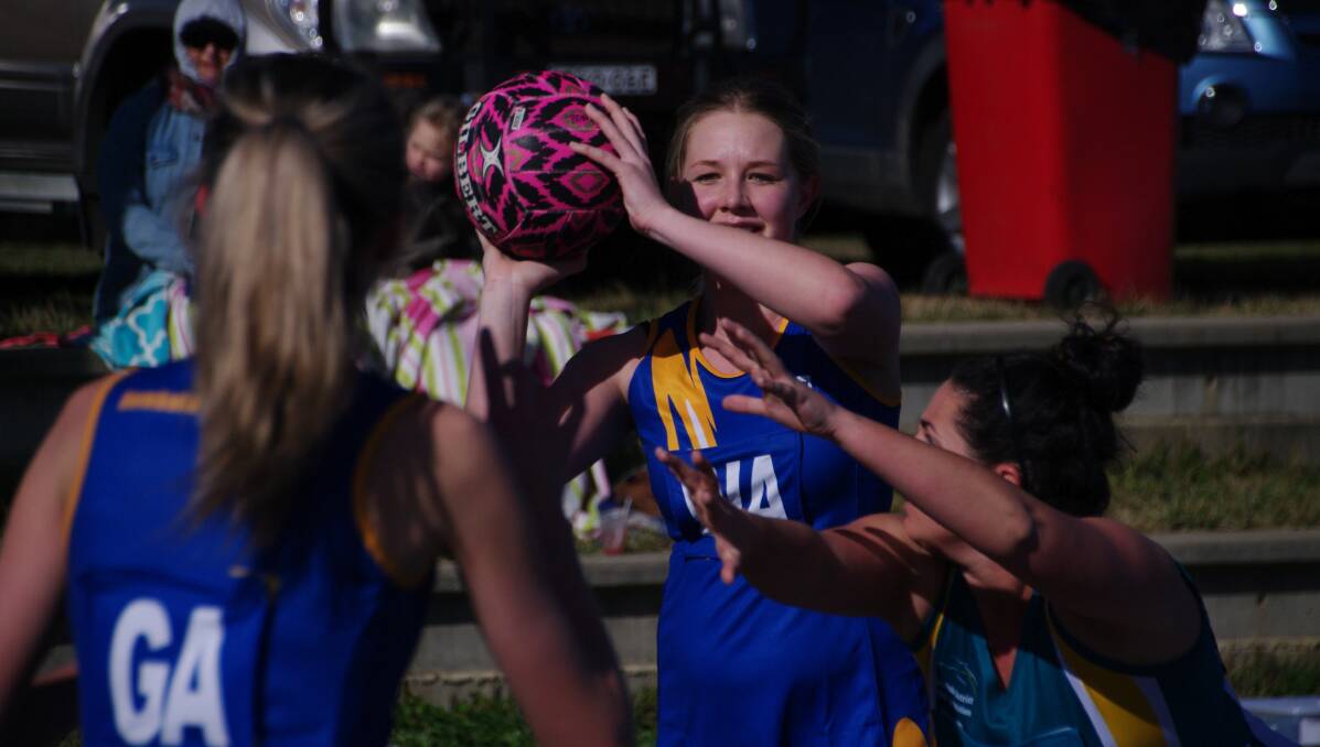 NETBALL CHALLENGE: Bombala's Molly Badewitz playing wing attack in Sunday's Sapphire Cup netball challenge.
