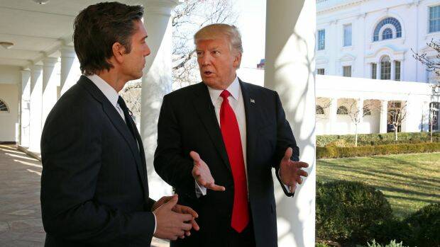 ABC News' David Muir talks to President Donald Trump from the White House. Photo: Martin H. Simon/ Getty Images
