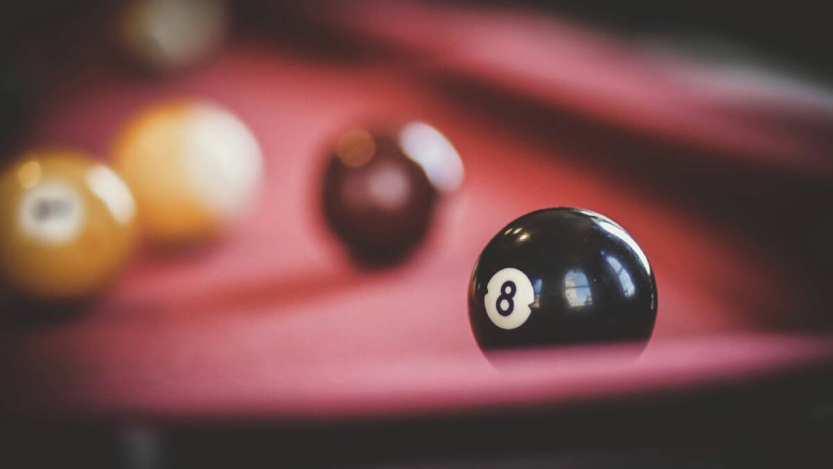 Woonona man was in police custody when series of ‘8-ball’ messages set off his phone