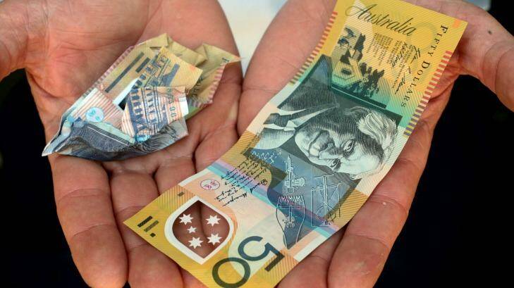 Police are investigating reports of counterfeit notes in Goulburn. 