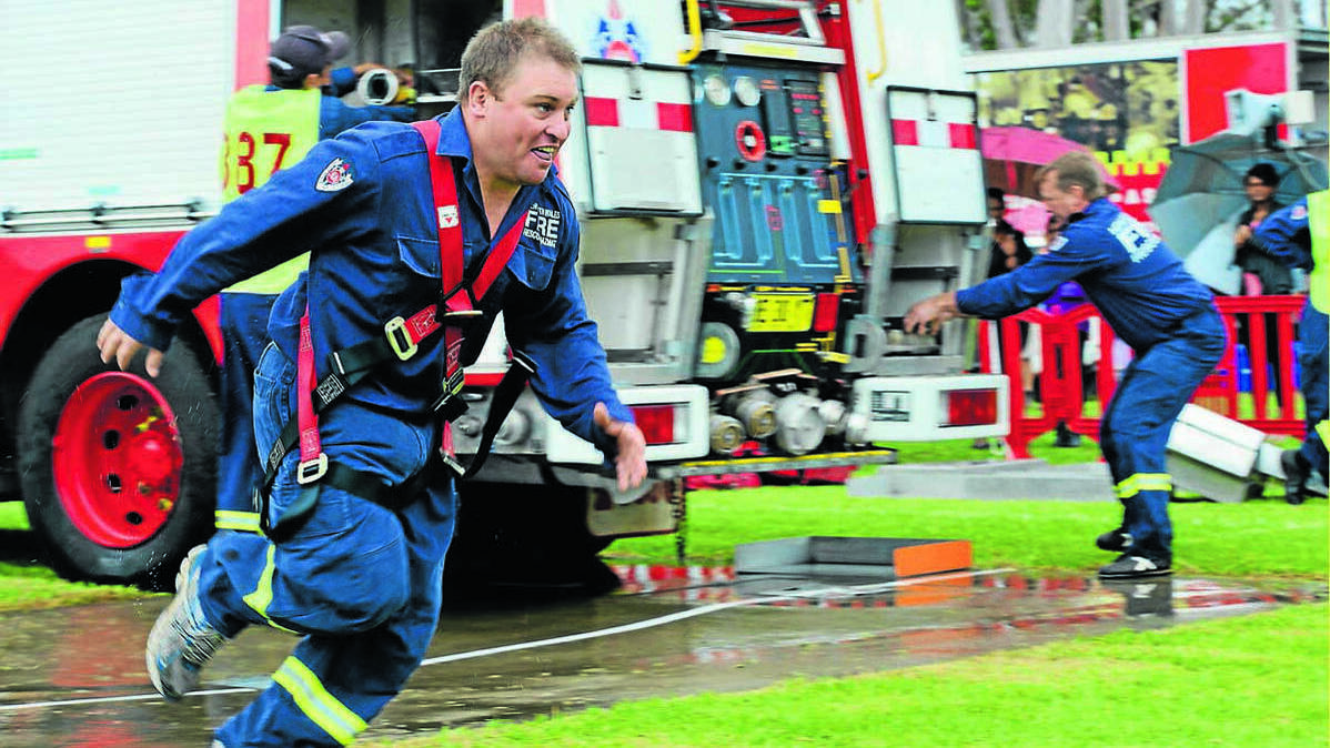 ndrew Stott from Mudgee 1 Brigade in action at the Fire and Rescue NSW Firefighter Regional Championships held in Mudgee last weekend.