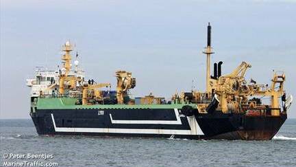 Rec fishers renew support supertrawler ban: Poll