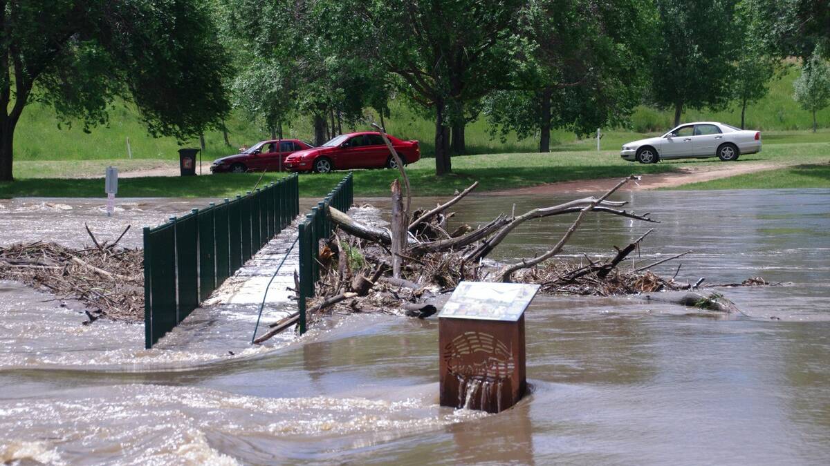 The Bombala River peaked at four metres on the afternoon of December 7, exceeding the minor flood level of three metres. The waters receded in the evening, but Mahratta Street remained closed into Monday, and minor damage was done to the footbridges and some rural roads. 