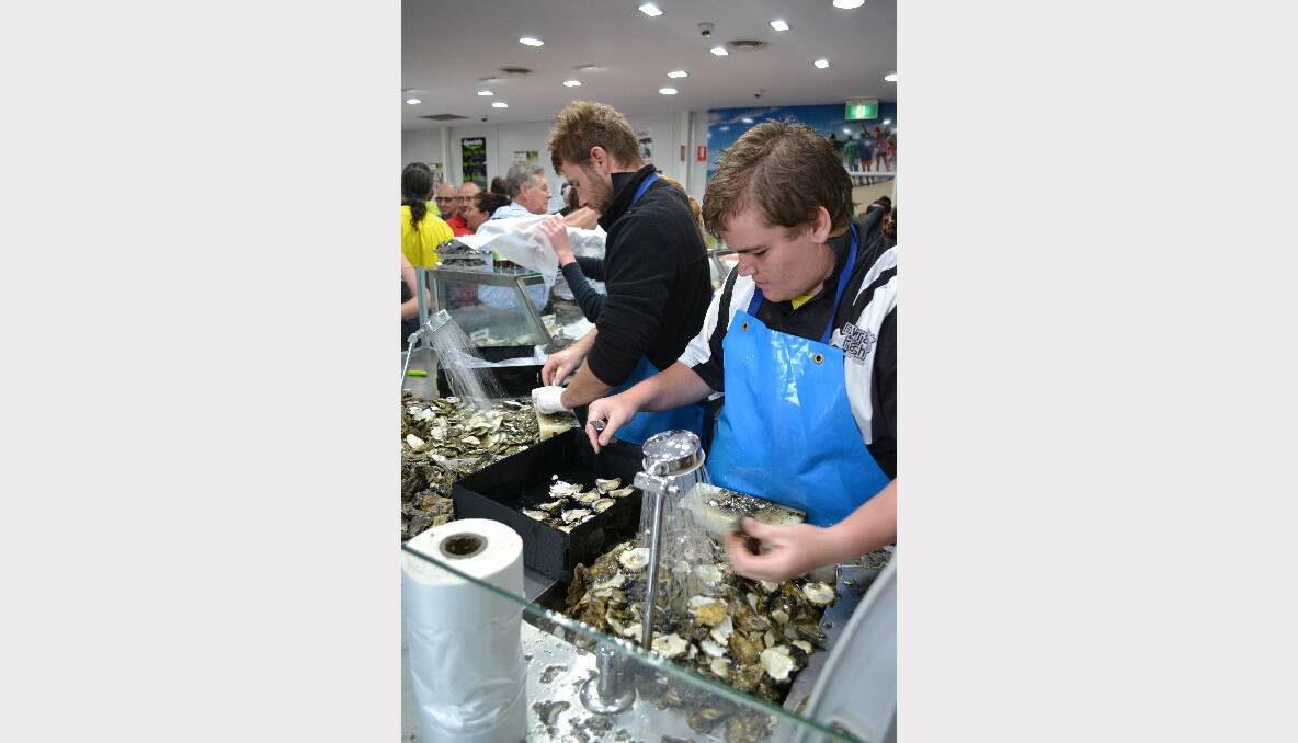NOWRA: There was a massive rush on seafood sales on Christmas Eve in the Shoalhaven  with an estimated 10 tonnes of prawns sold, along with 600 kgs of lobster and 6,500 dozen oysters.