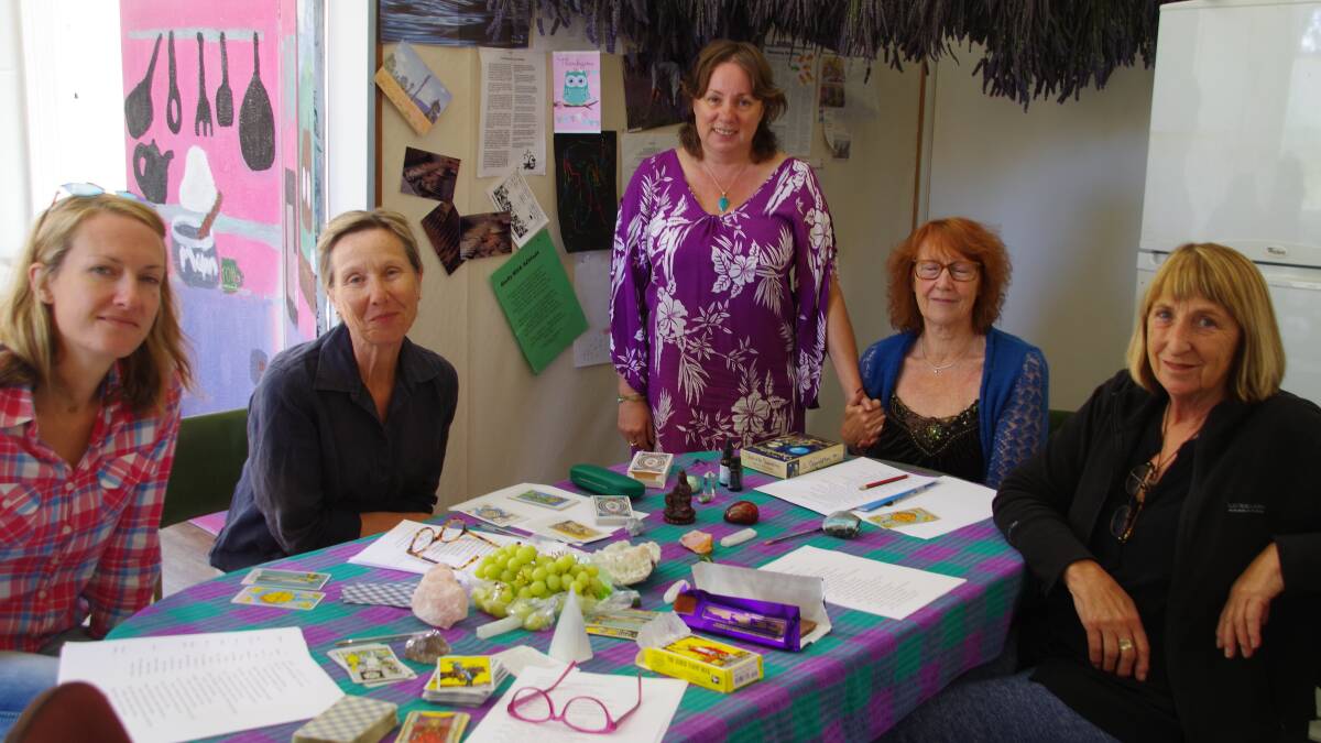 Guidance: Su King (standing) leads a Tarot workshop at Delegate with Hannah Brennan, Coleen McCoy, Connie Malone and Jo Bibby.