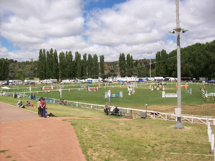 Book Cooma Showground facilities in advance