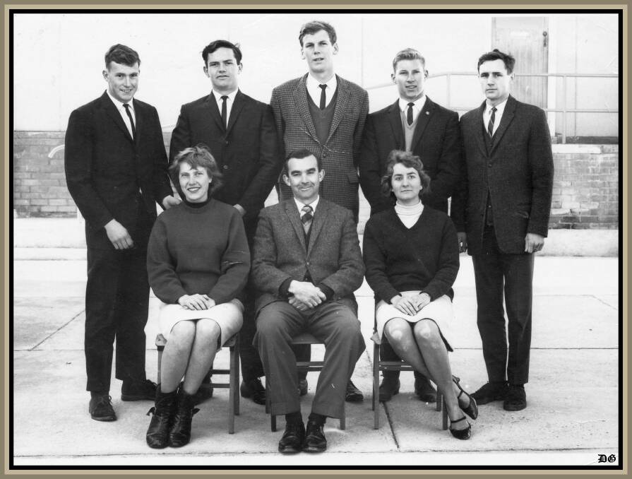Teachers Back row - left to right Peter Board, Darryl Smith, Alan Bailey, Jim Manion, Terry Ware
Front Row - left to right Marilyn VanDyke, Ross Fittler (Principal), Di (Diane) Tate
I think the photo is from 1965 or 1966