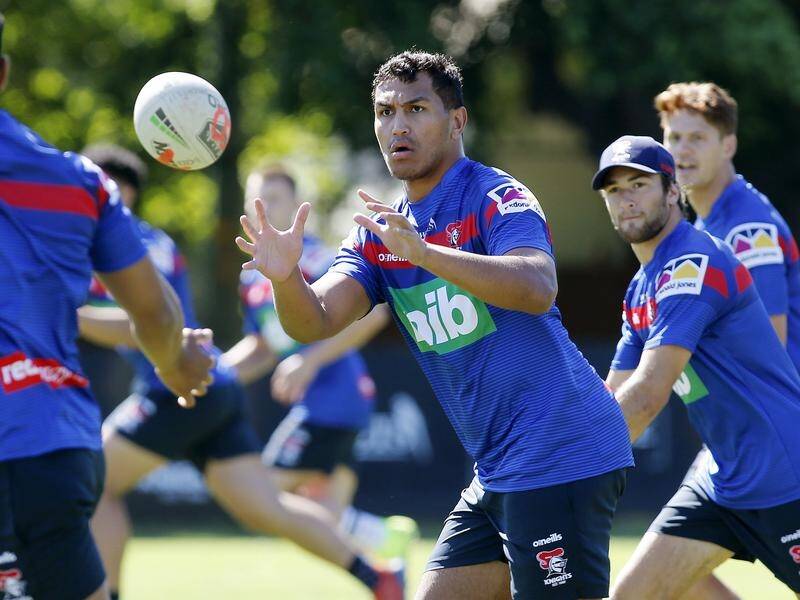 Daniel Saifiti has extended his contract with the Newcastle Knights for another two years.