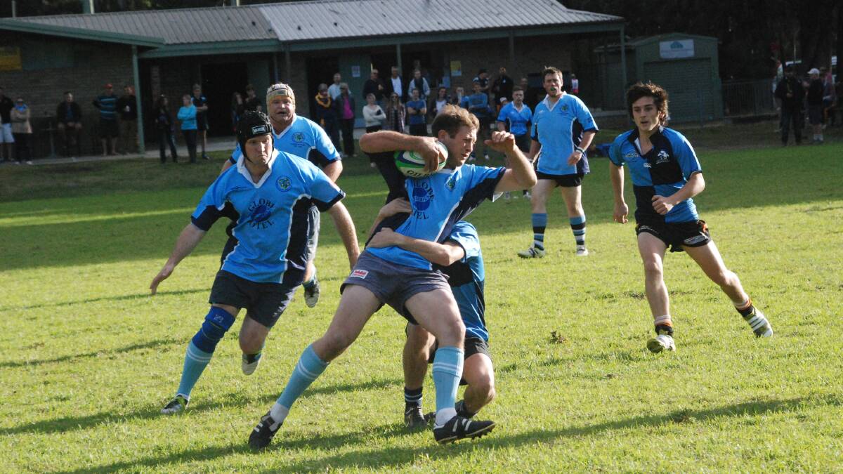 The Bombala Blutongues were short on numbers but not on courage in their match against the Broulee Dolphins on Saturday.